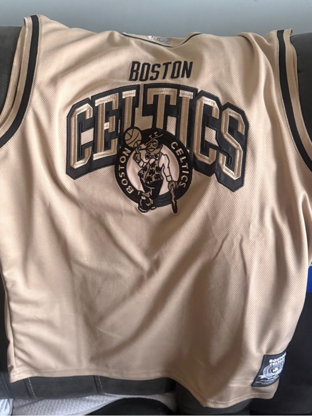 Boston Celtics Jersey — Tan/Black
